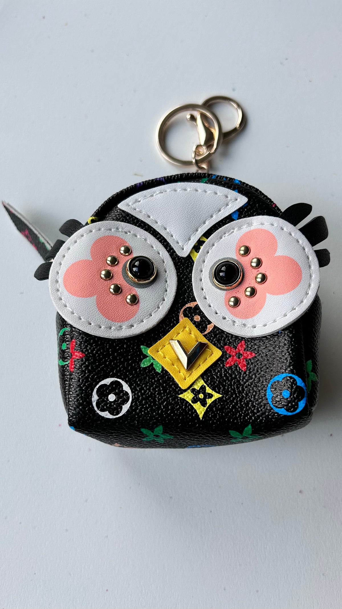 Louie backpack keychain