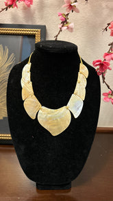 Elena mop necklace