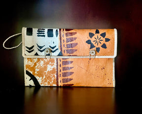 Tapa lauhala clutch