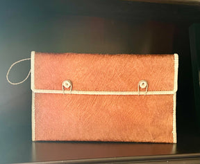 Tapa lauhala clutch