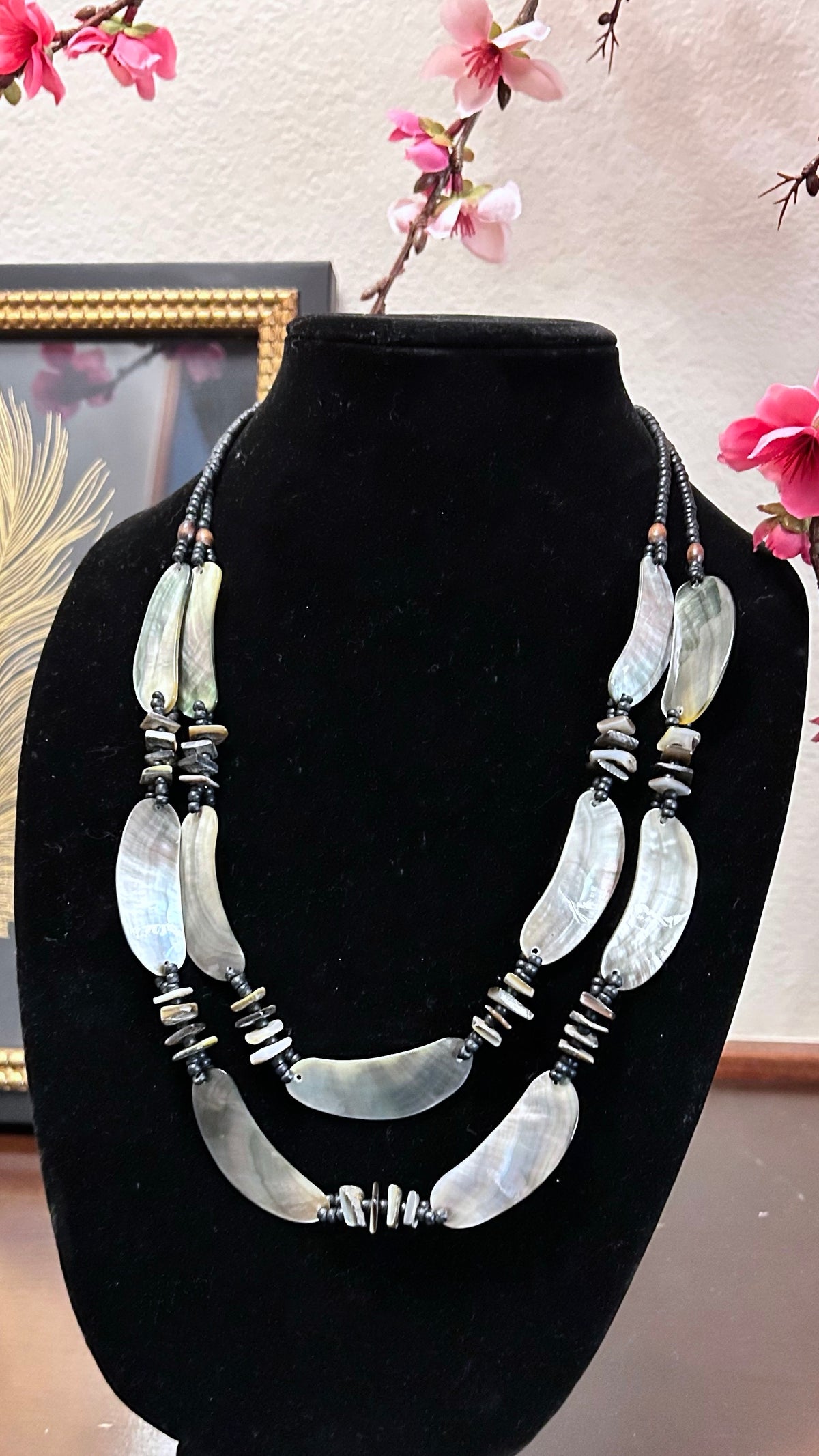 Emelie mop necklace