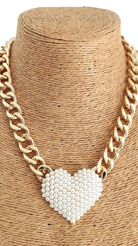 Janelle Heart Statement Chain