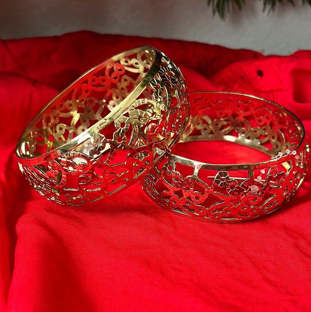 Gold Serela Bangle
