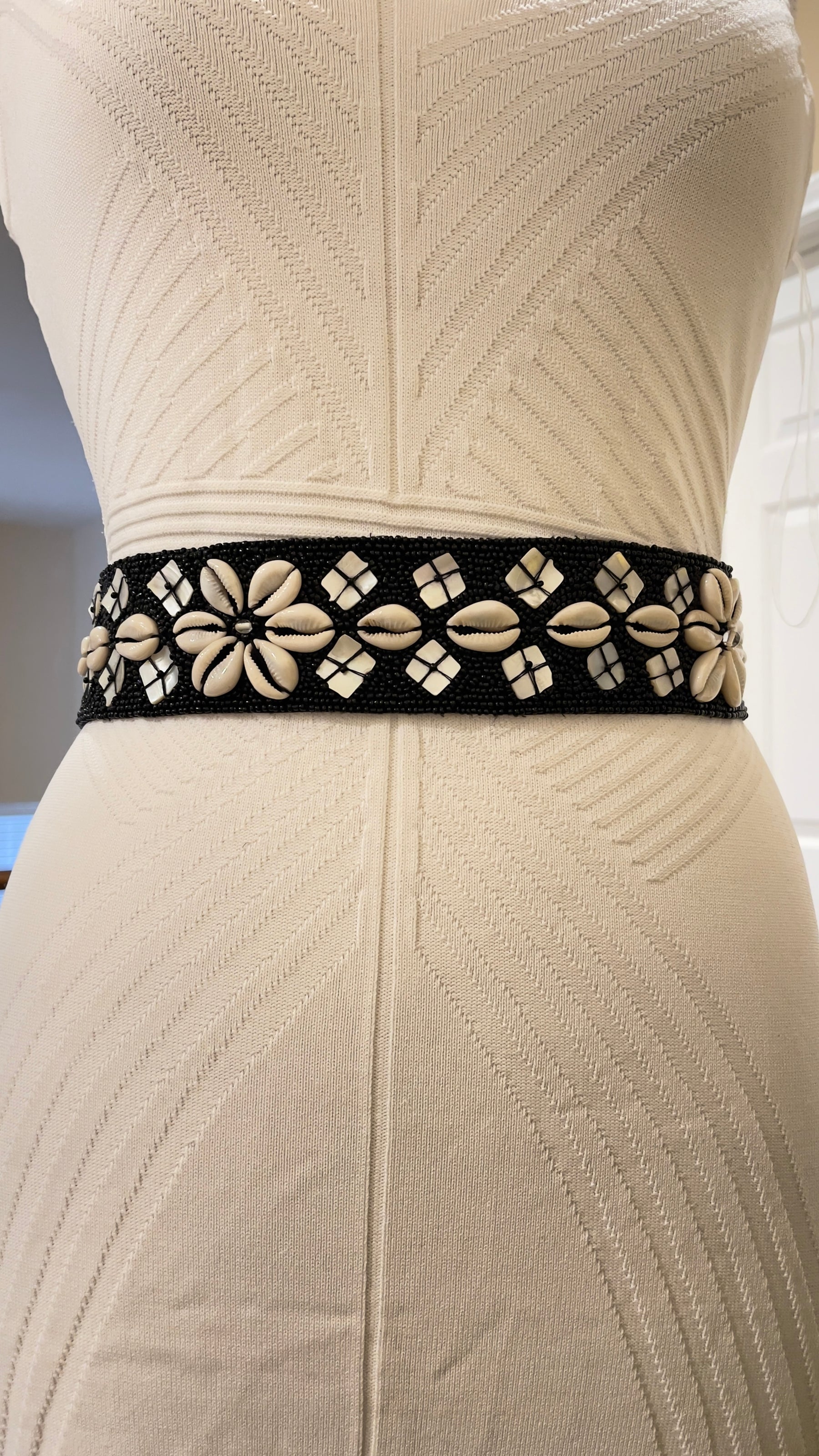 Handmade Sisi Shell w/Mop Belt