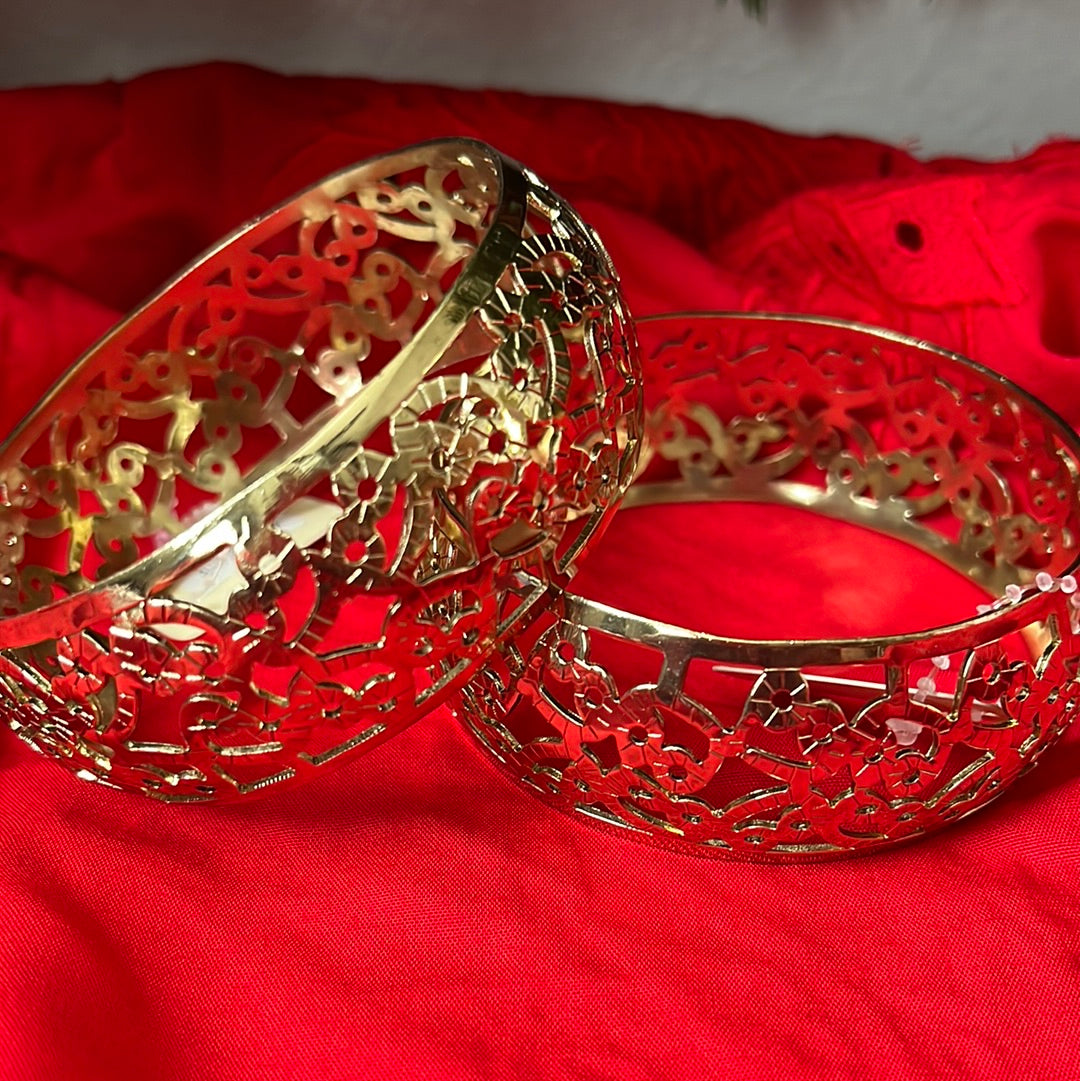 Gold Serela Bangle