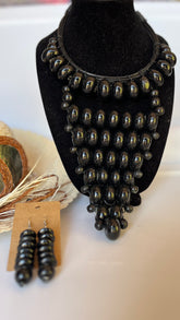 Triangle statement necklace set