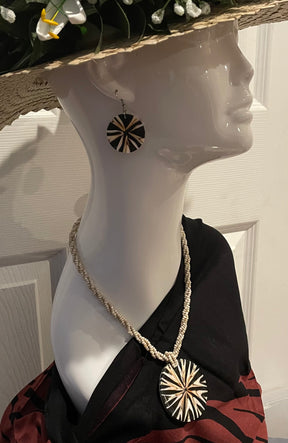 Coconut shell bead necklace set