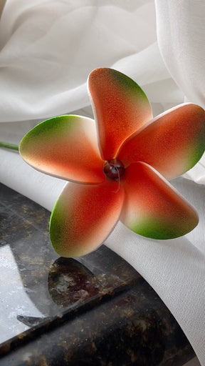 Tiare Flower With Black Pearl Hair Sei