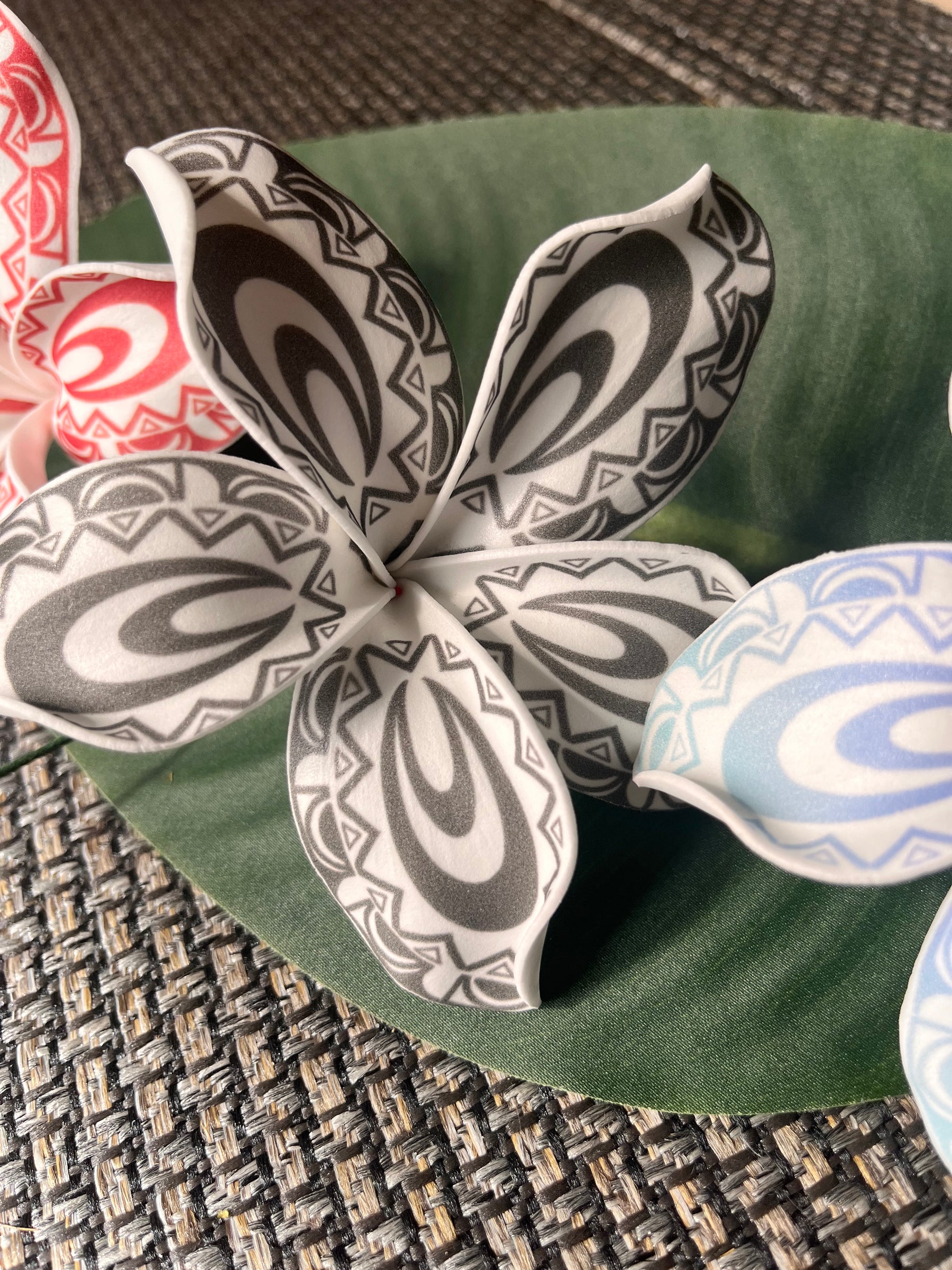 X-large tribal plumeria sei