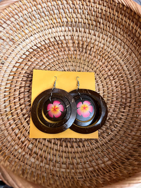 Triple round coconut earrings